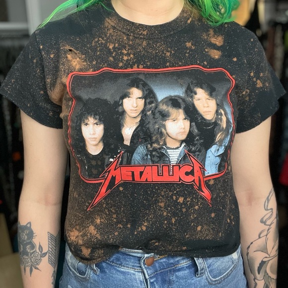 Custom Distressed/Bleached Metallica Crop - Picture 2 of 5